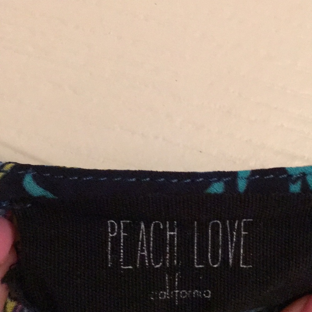 STATEMENT TOP - Picture 3 of 3